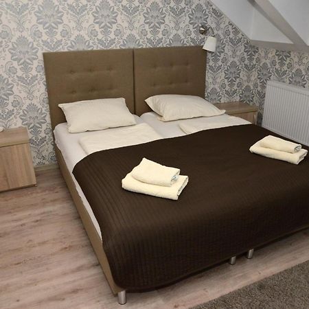 Hotel Magnat Slupca Ngoại thất bức ảnh