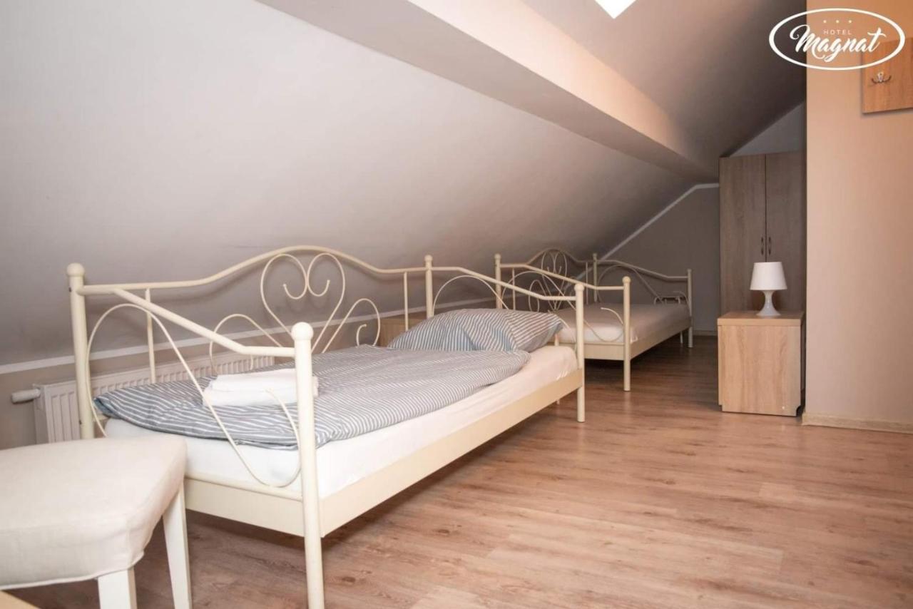 Hotel Magnat Slupca Ngoại thất bức ảnh